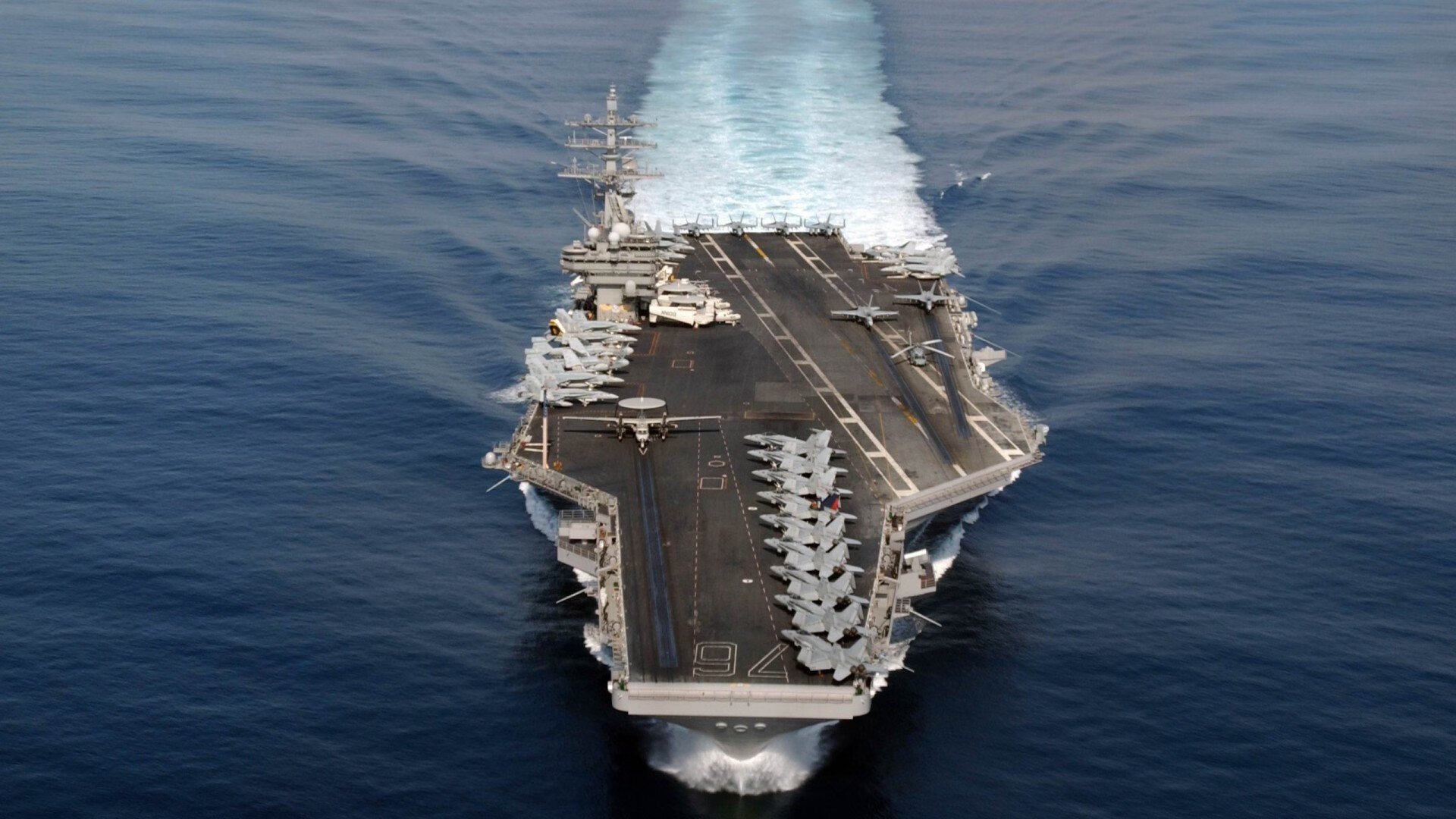 开云体育在线入口-库里：用“精准”改变战术，开启“外线新时代”！，库里准不准