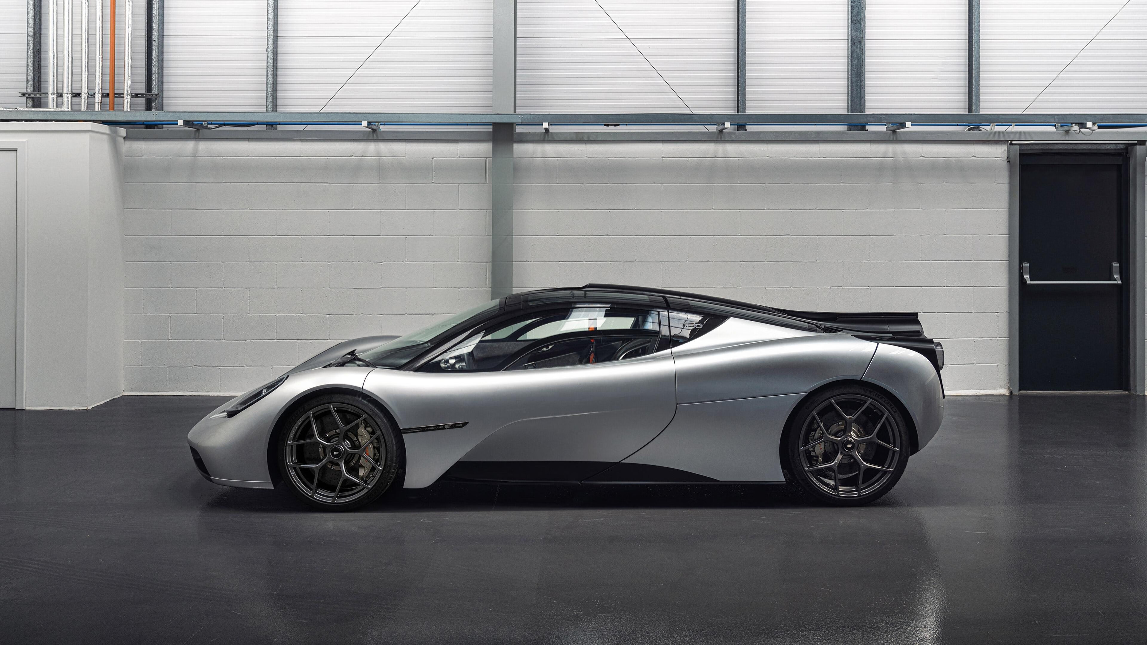 开云网页-探秘赛道：隐藏的险点与潜在的危机区域，赛道示意图